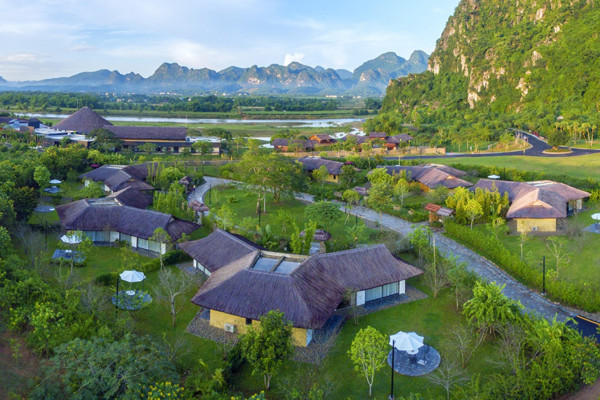 Khám phá khu nghỉ dưỡng 4 sao đầu tiên - Serena Resort Kim Bôi của Hòa Bình